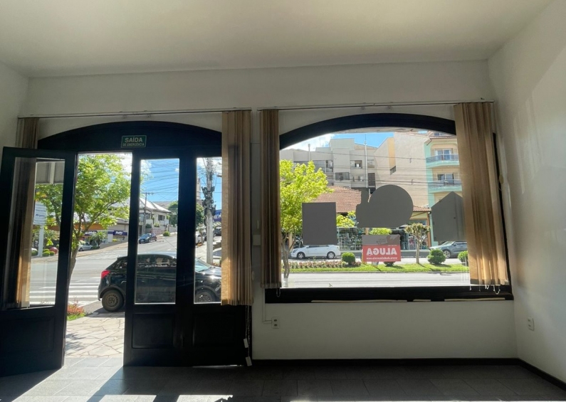 WhatsApp Image 2025-10-10 at 15.58.58