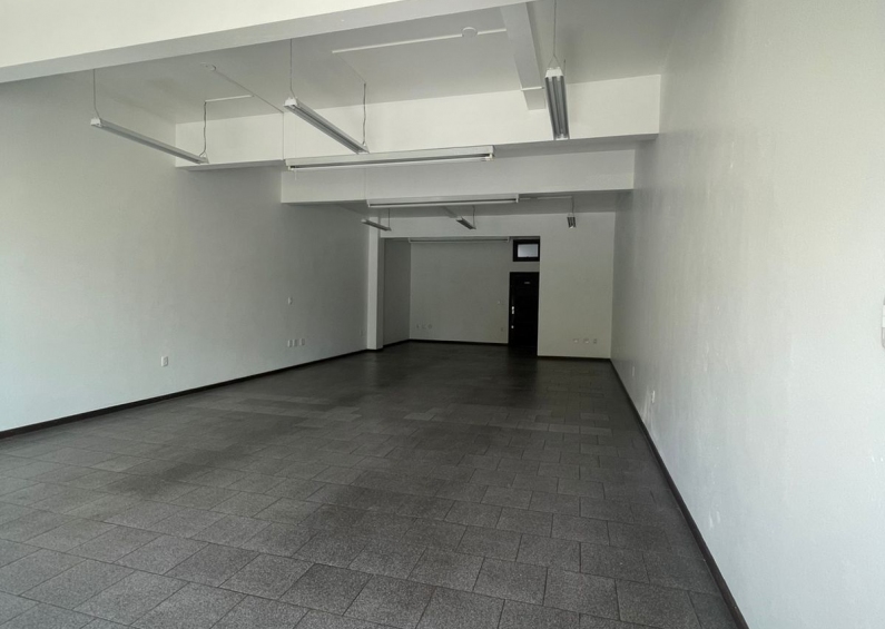 WhatsApp Image 2025-10-10 at 15.59.00